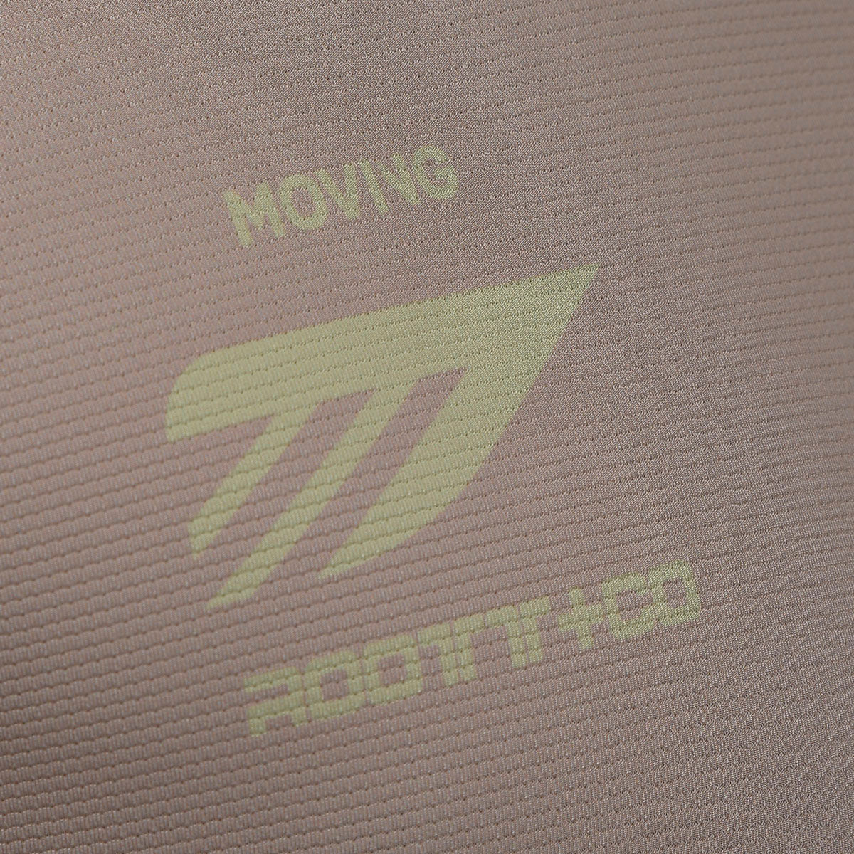 Camiseta Deportiva Beige