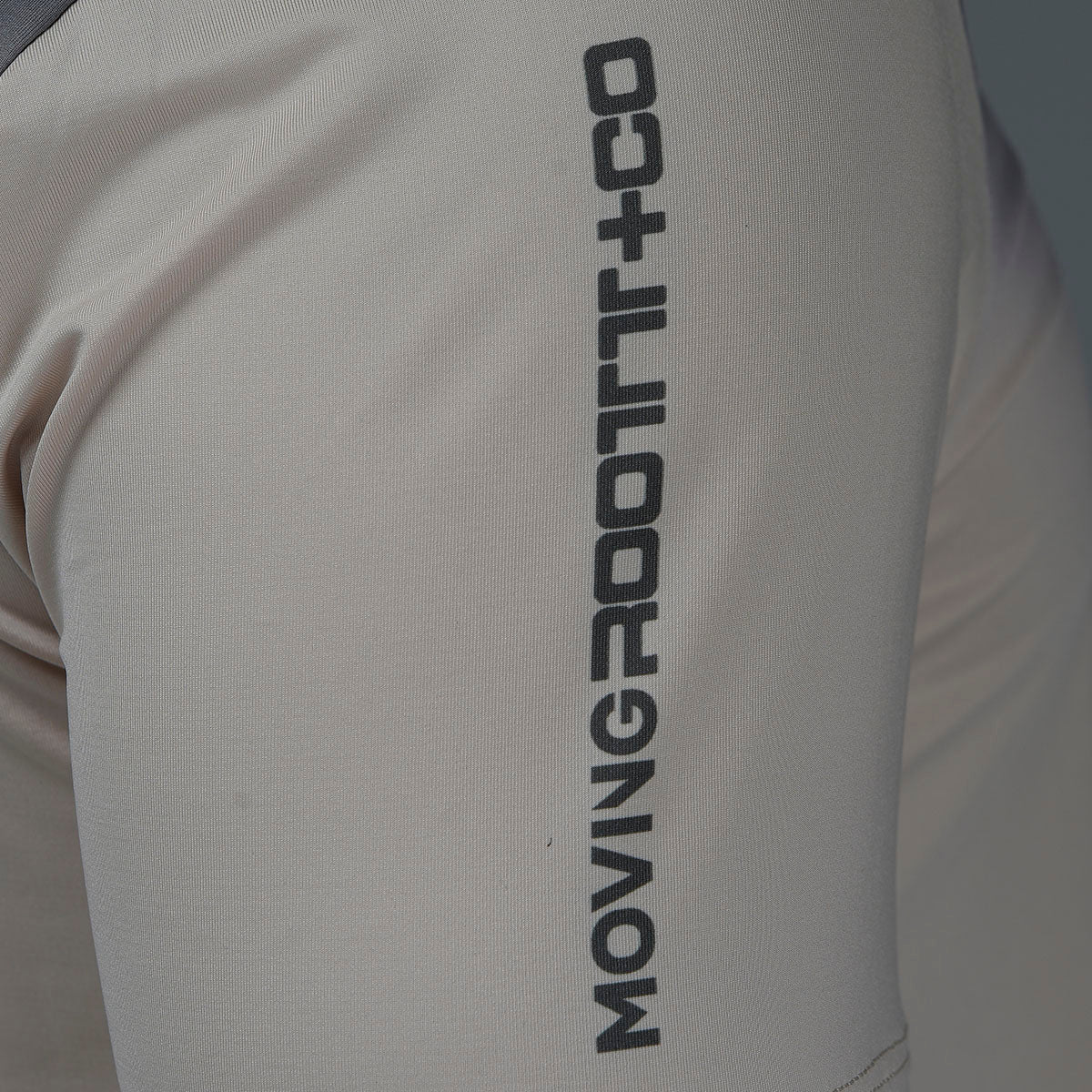 Camiseta Deportiva Gris