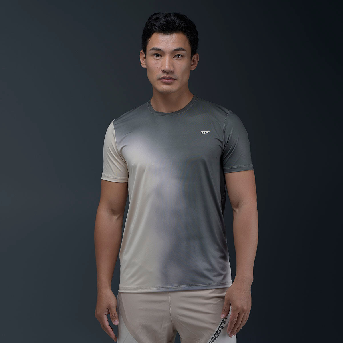 Camiseta Deportiva Gris