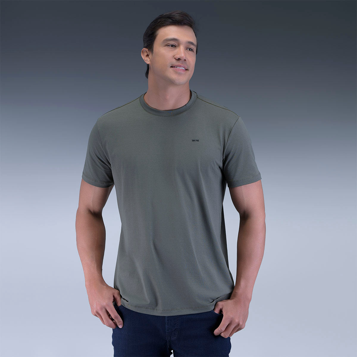 Camiseta Verde Básica