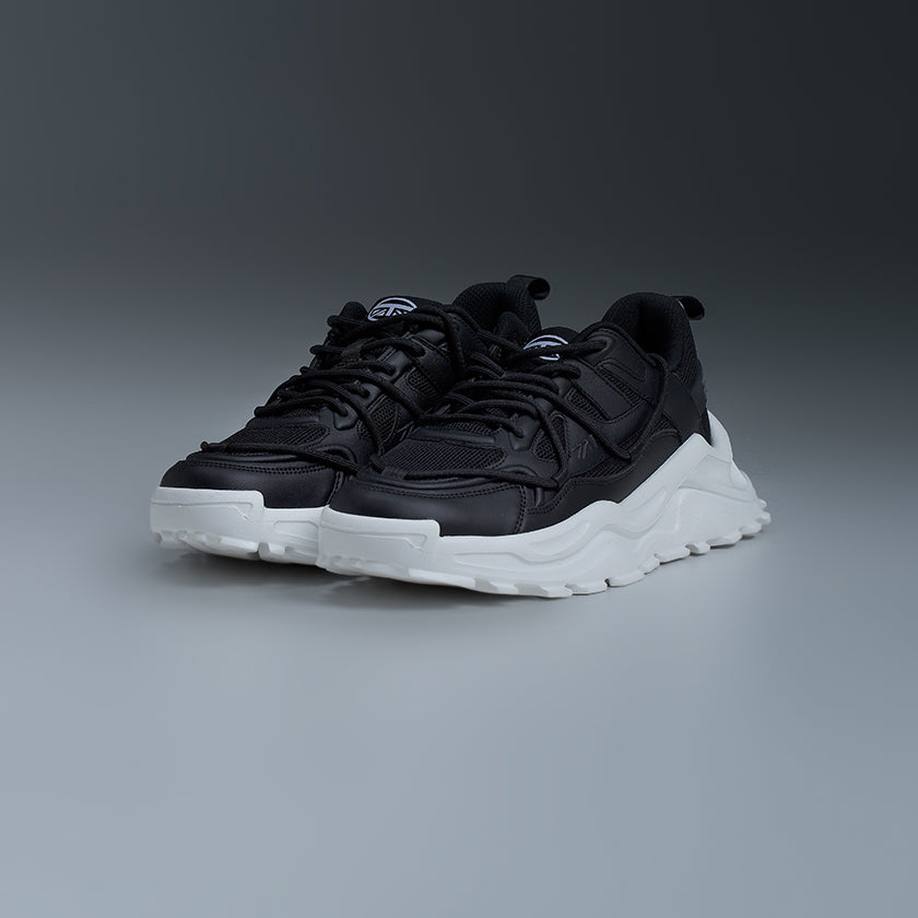 SNEAKERS OVERCHARGE