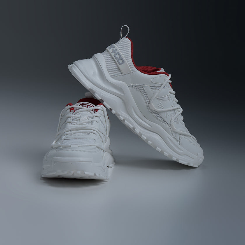 SNEAKERS OVERCHARGE