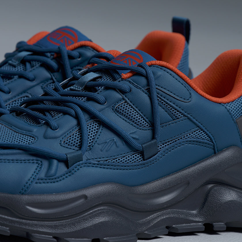 SNEAKERS OVERCHARGE
