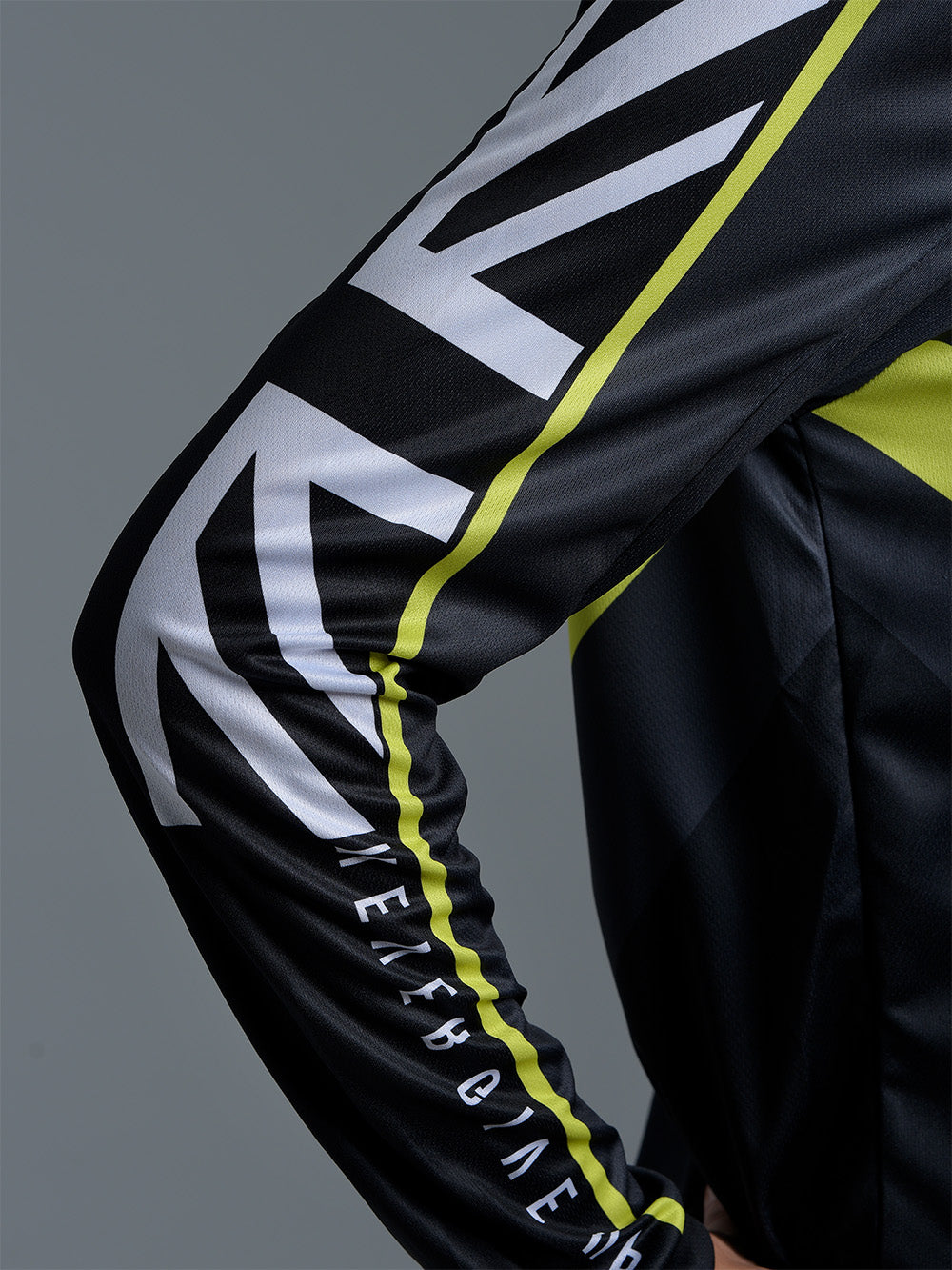Camiseta Manga Larga Deportiva