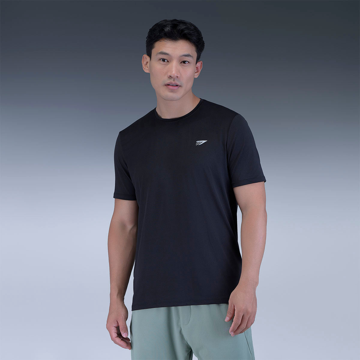 Camiseta Deportiva Negra