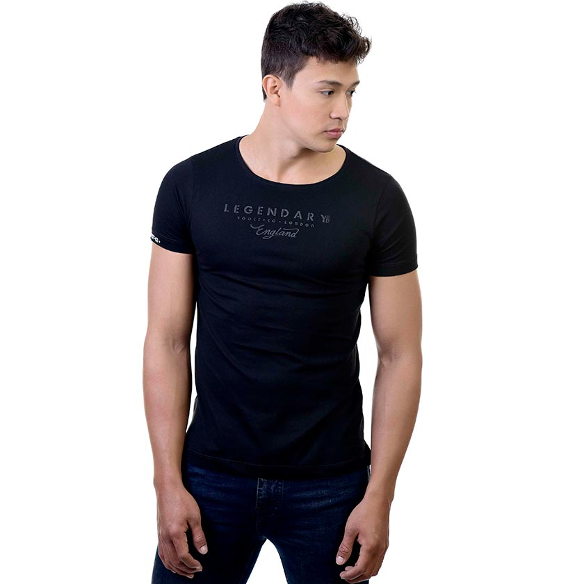 Camiseta / L E G E N D A R Y